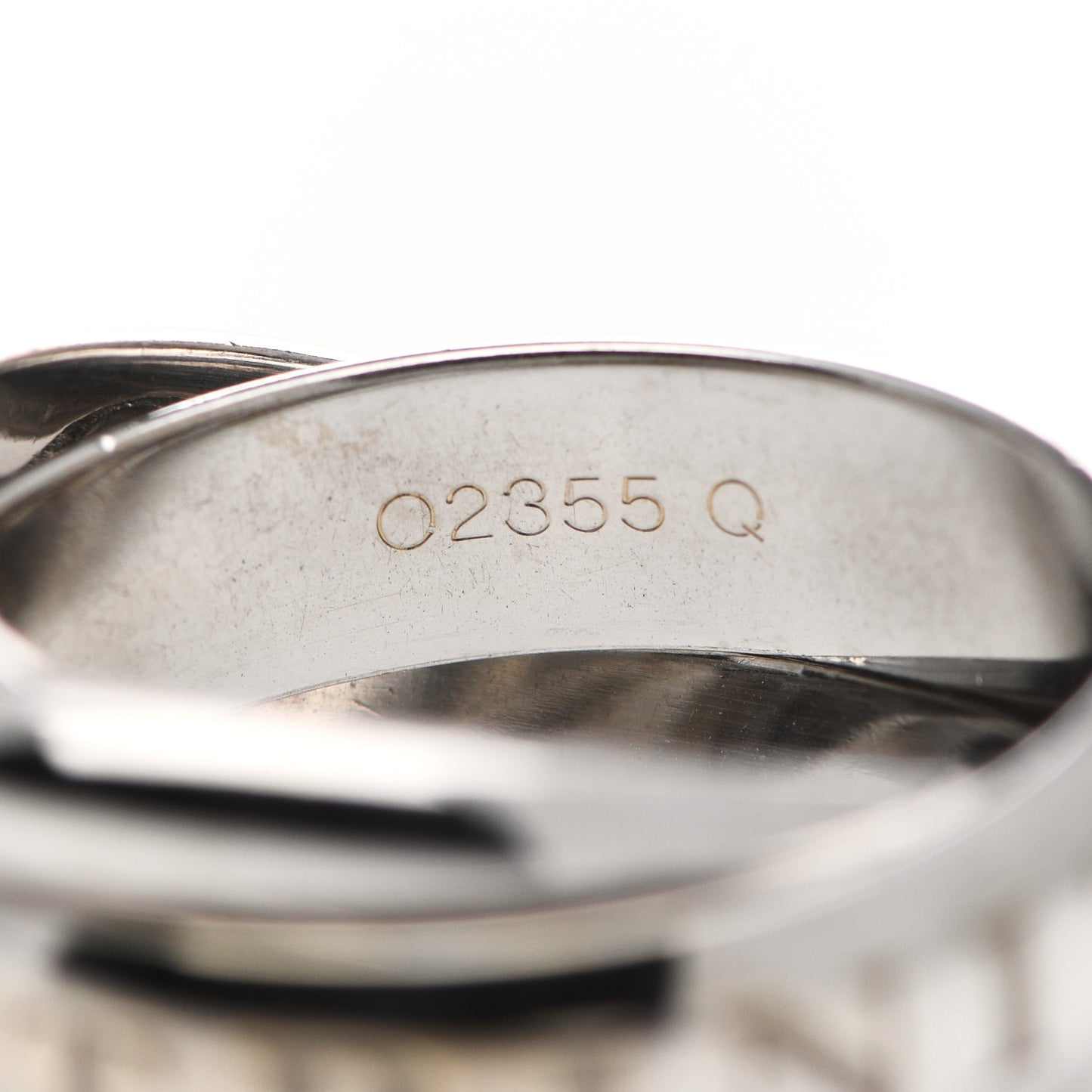 18K White Gold Amour Trinity Ring 55 7.25