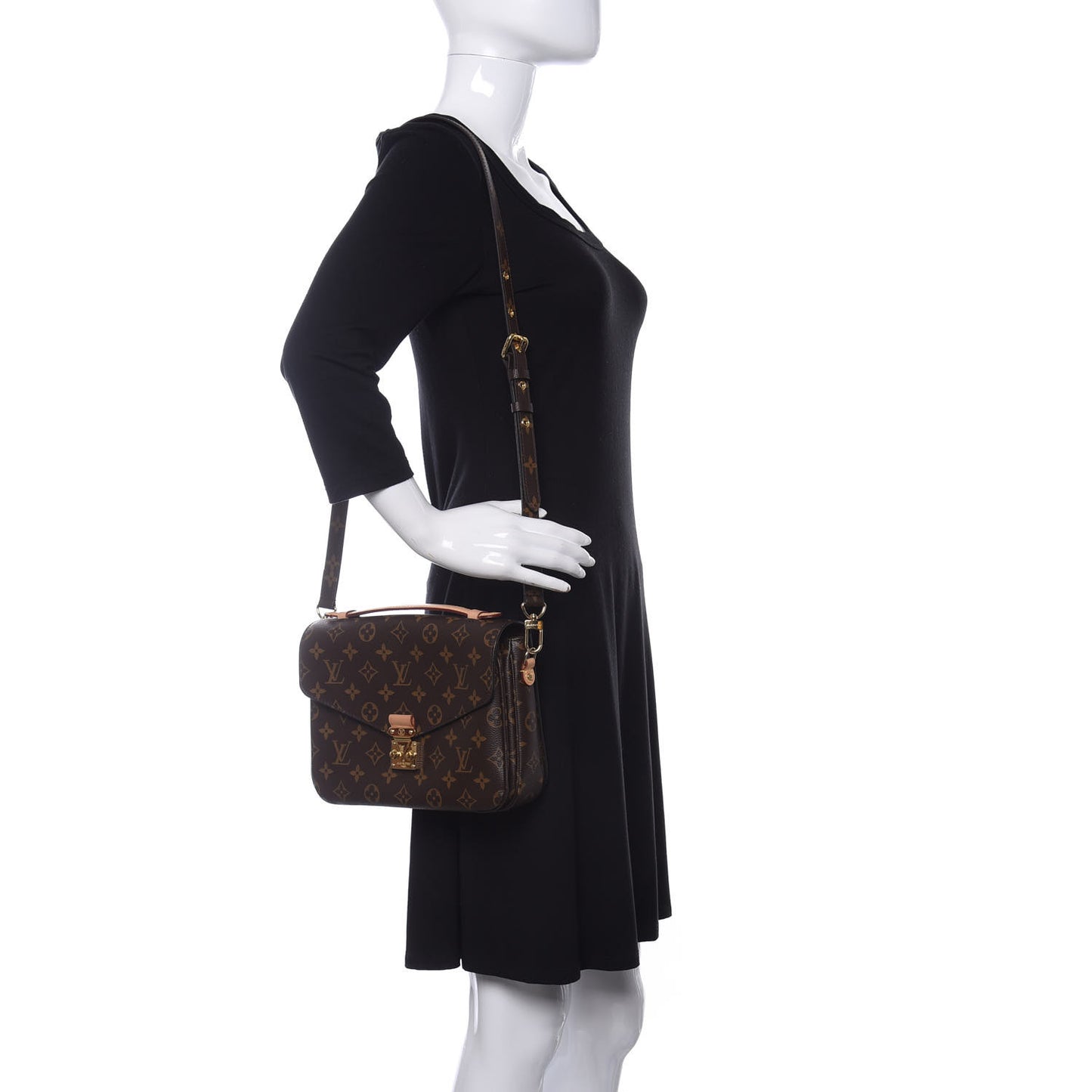 Monogram Pochette Metis