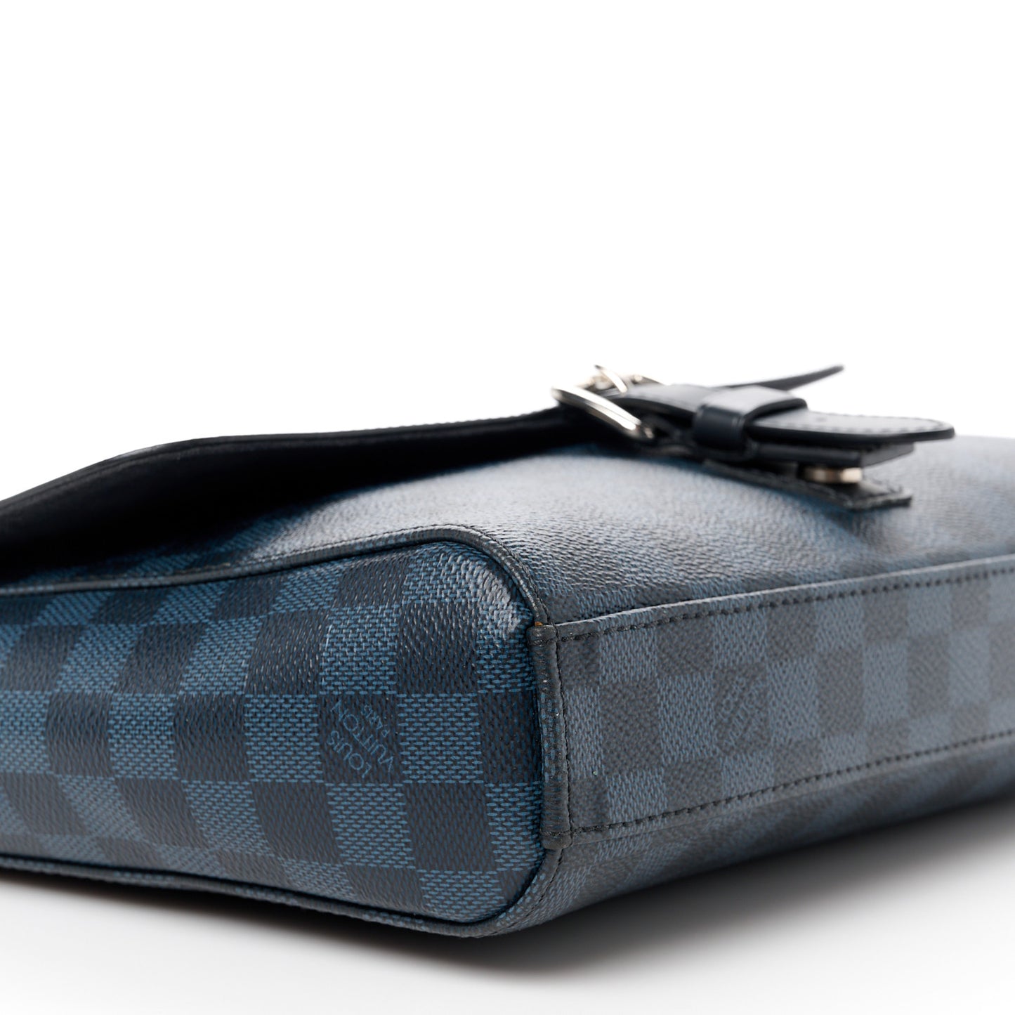Damier Cobalt Newport Messenger MM