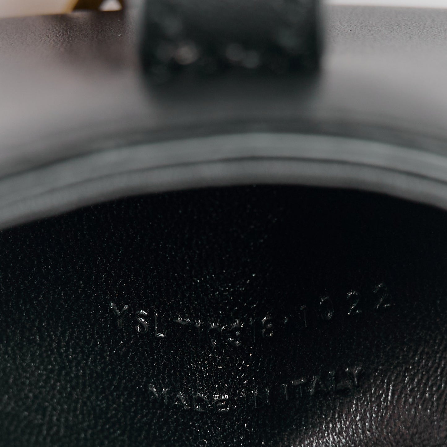 Smooth Calfskin Le 5 A 7 Mini Hobo Black