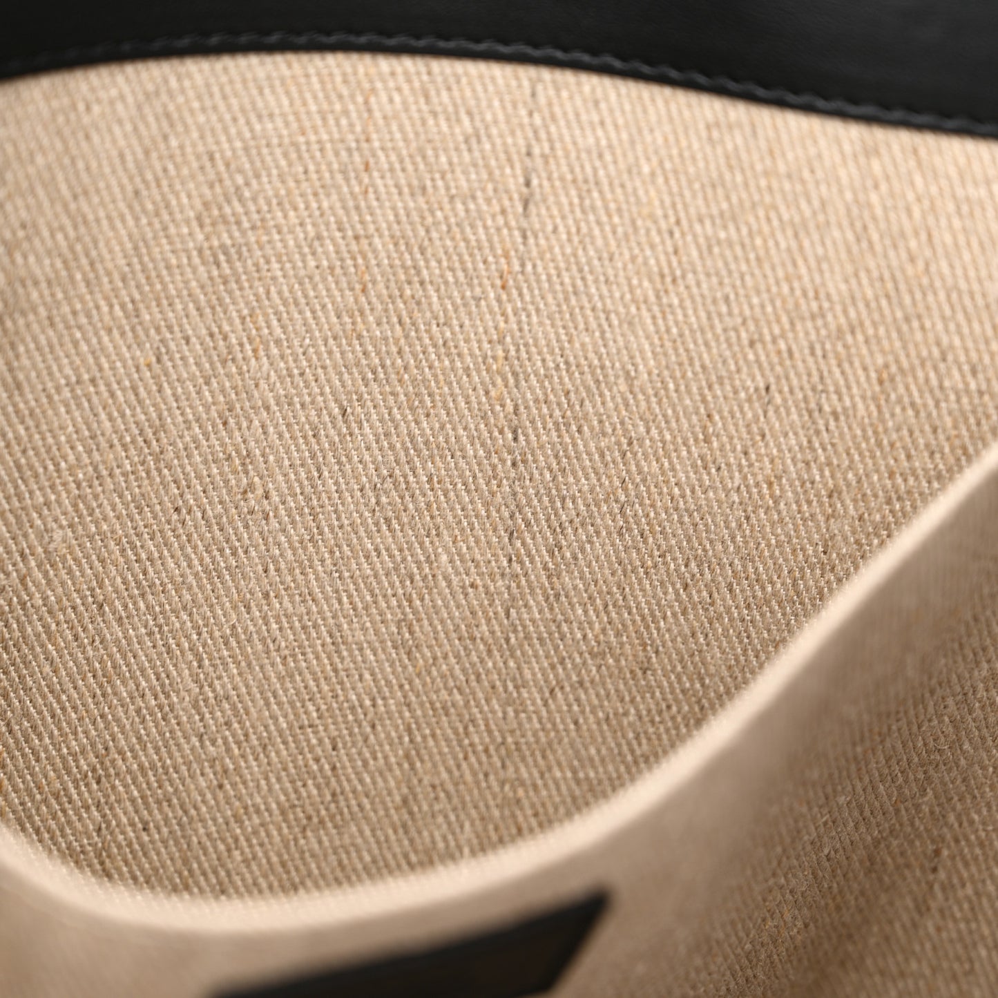 Calfskin Medium Woody Tote Black