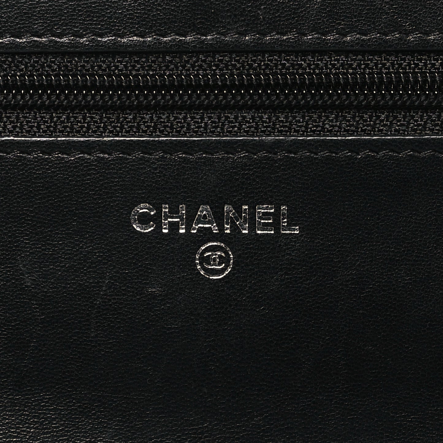 Lambskin Quilted Wallet On Chain WOC Black