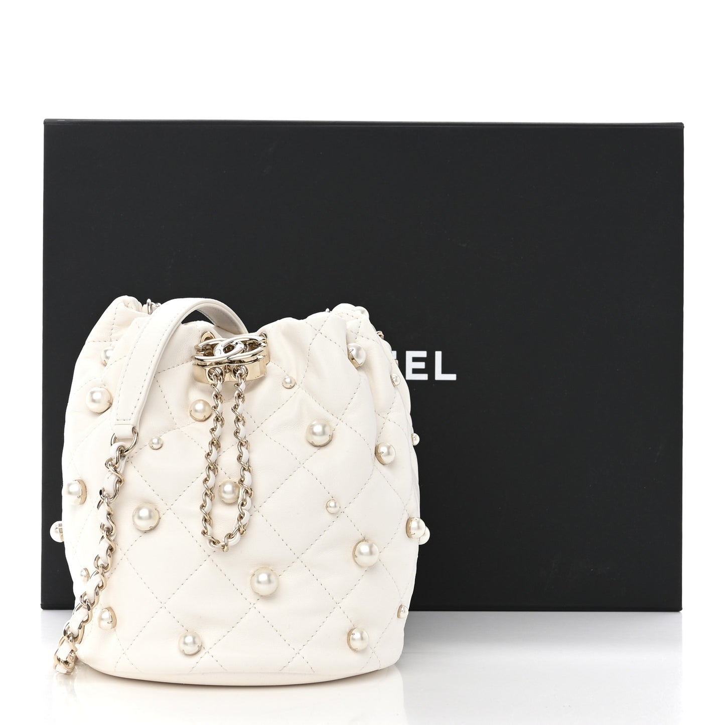 Lambskin Quilted Pearl About Pearls Drawstring Bag White
