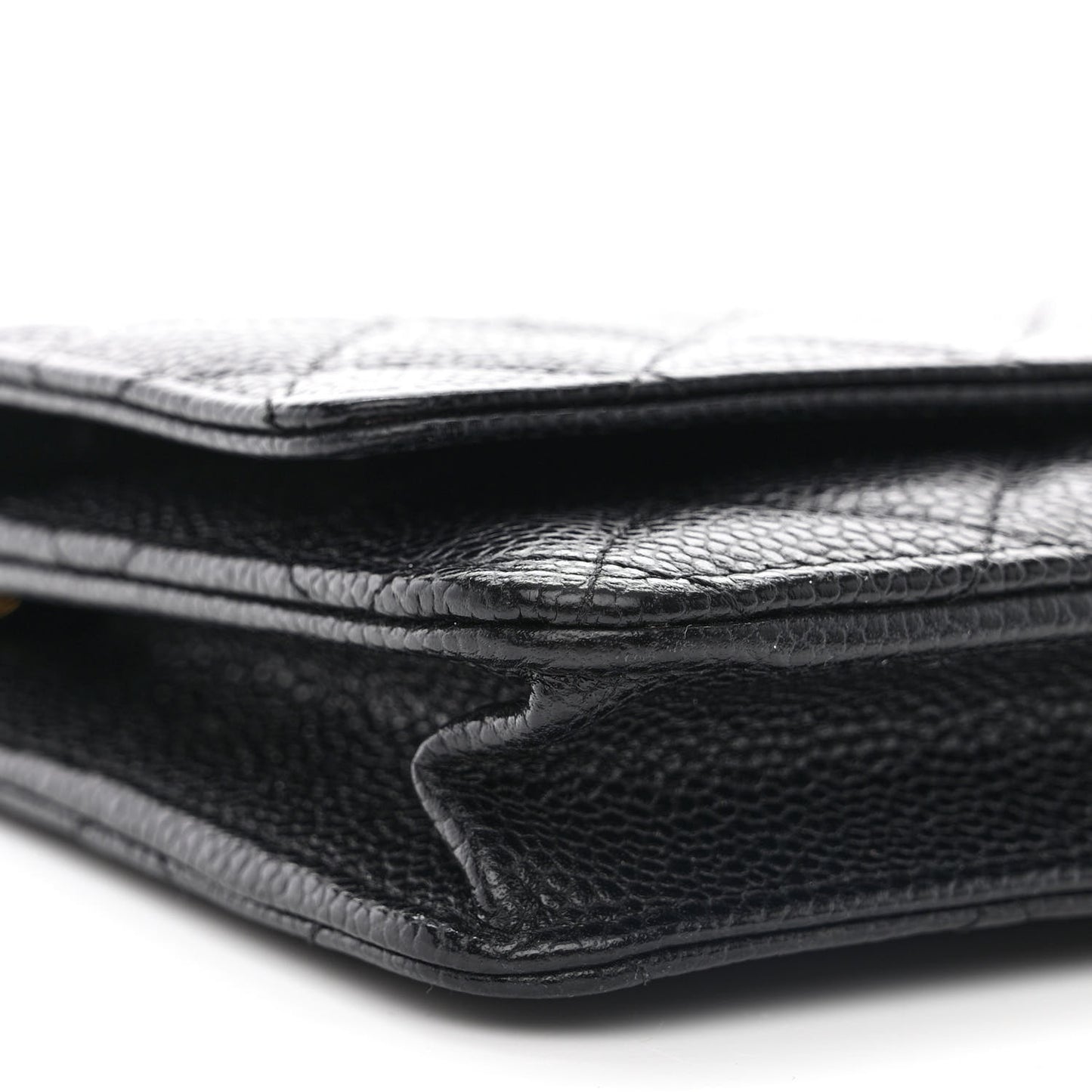 Caviar Quilted Wallet on Chain WOC Black