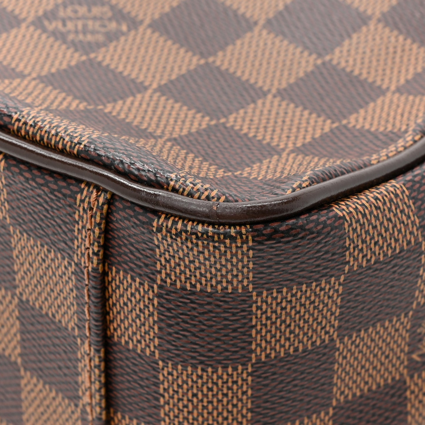 Damier Ebene Shelton MM