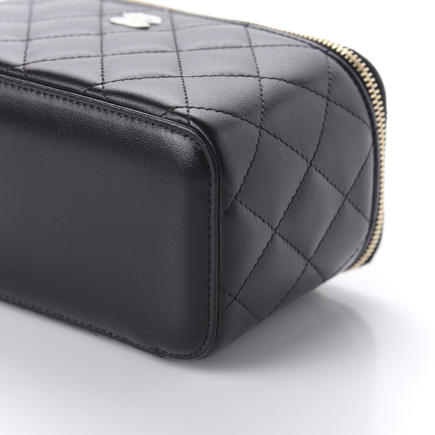 Lambskin Quilted Small Vanity Case With Chain Black