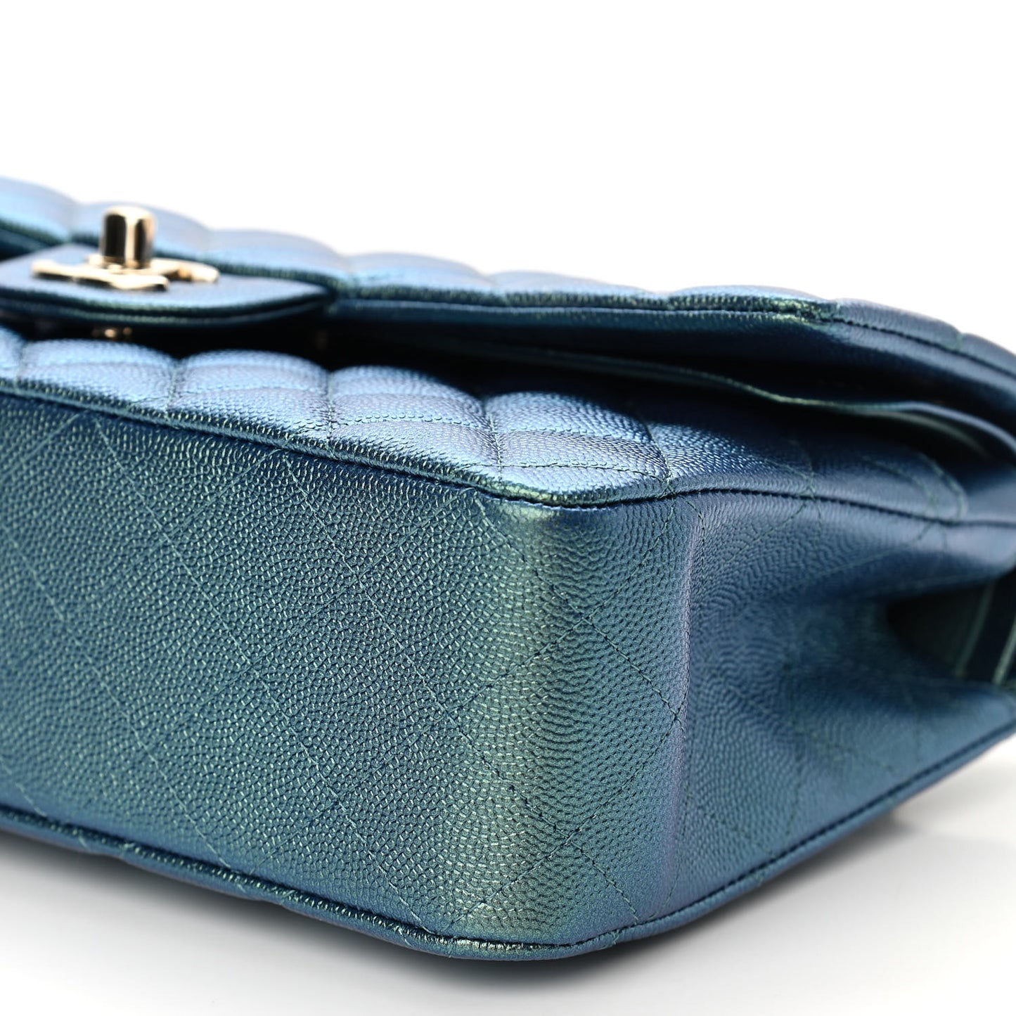 Iridescent Caviar Quilted Medium Double Flap Green