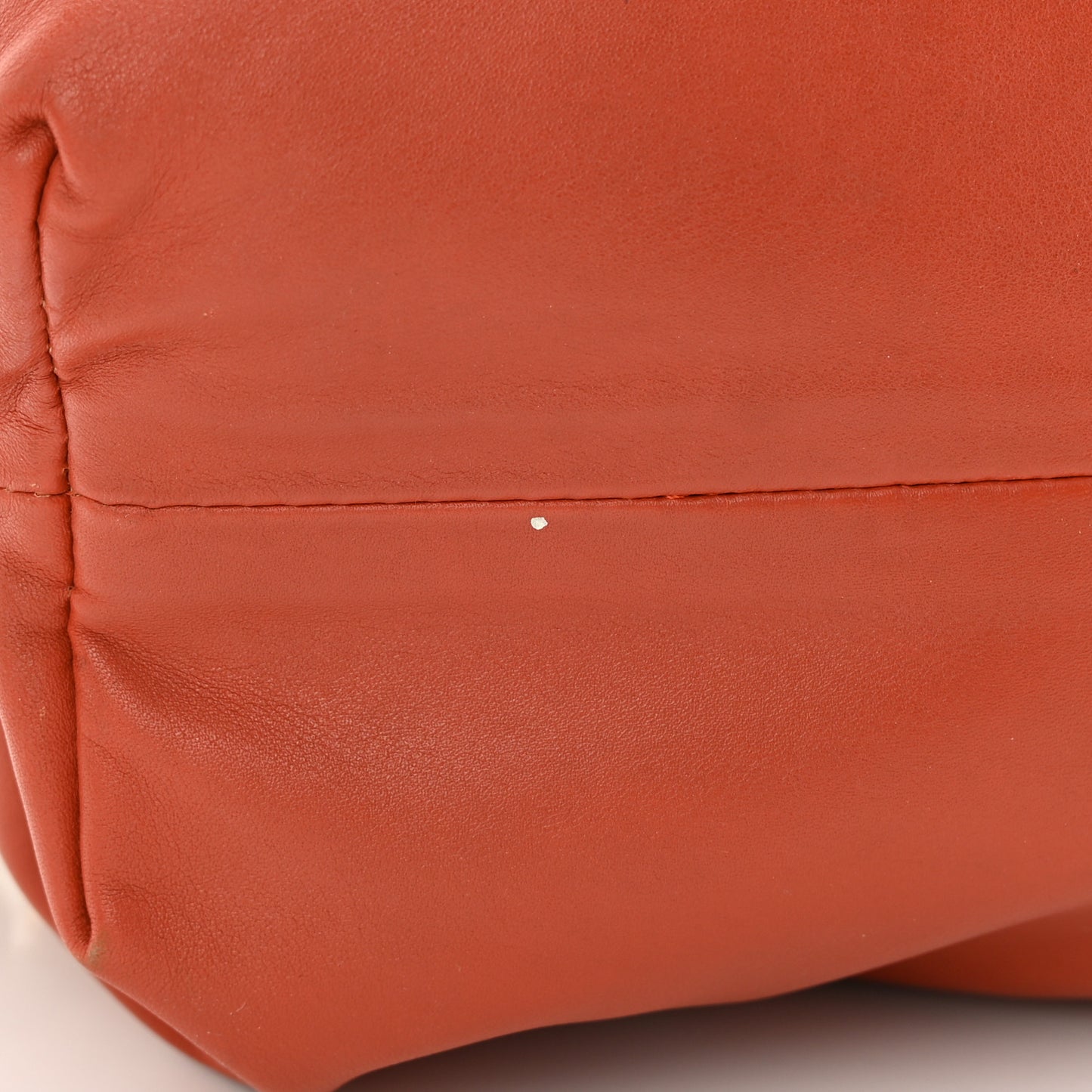 Calfskin The Pouch Chain Orange