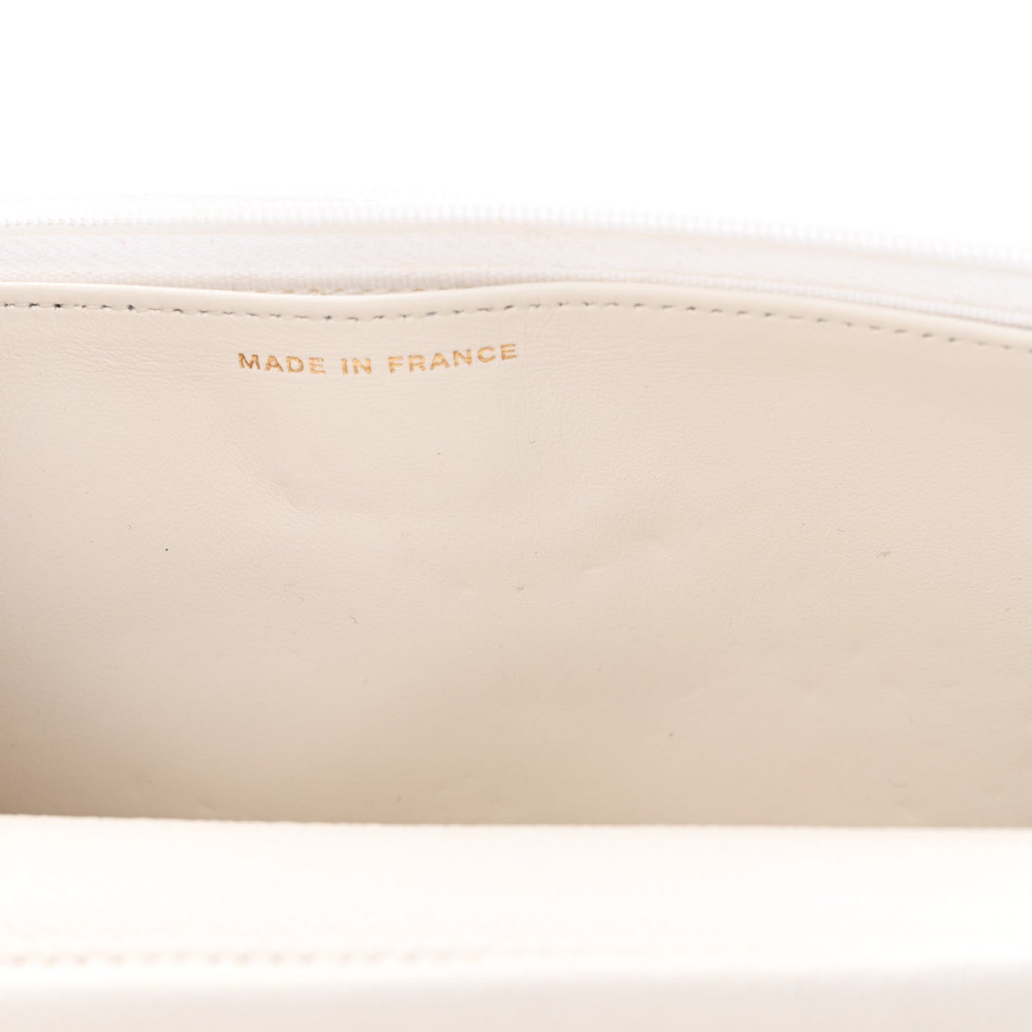 Caviar Quilted Wallet On Chain WOC White