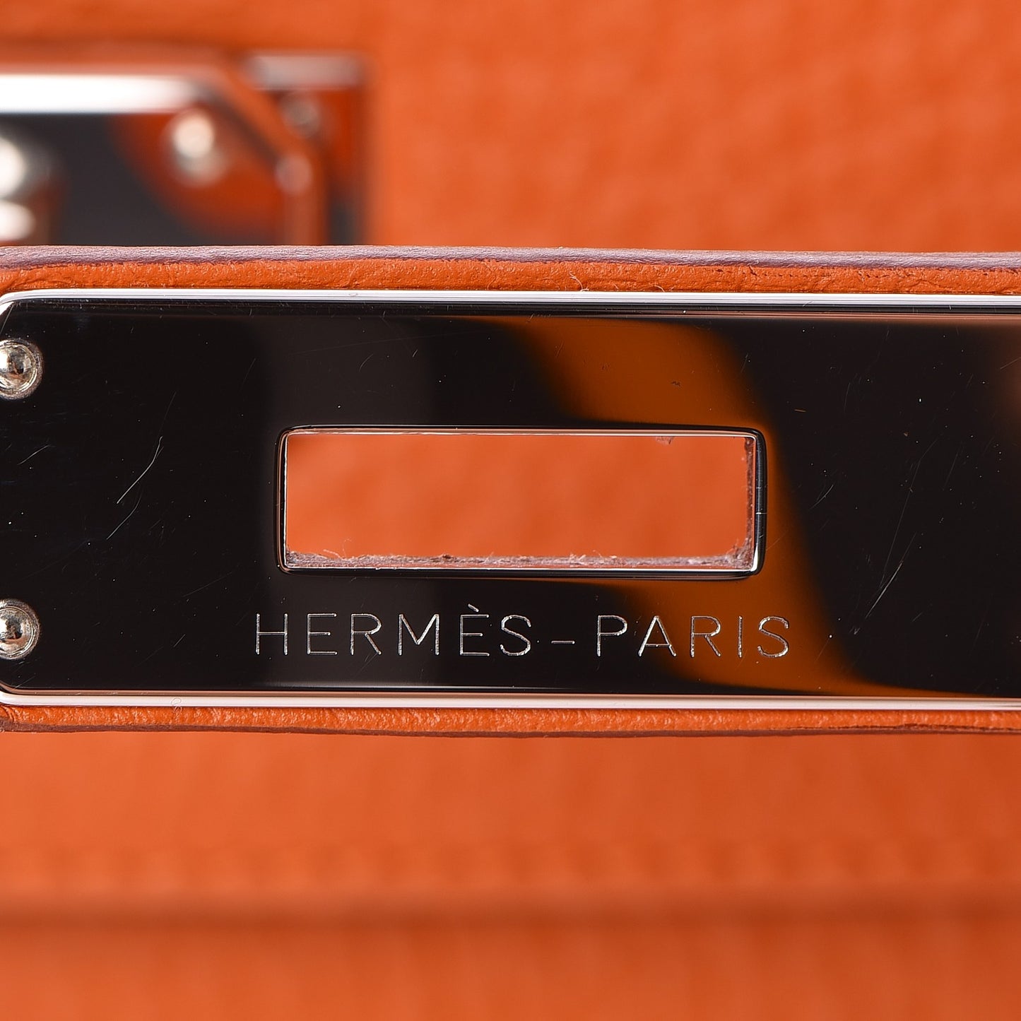 Taurillon Clemence Kelly Retourne 28 Orange