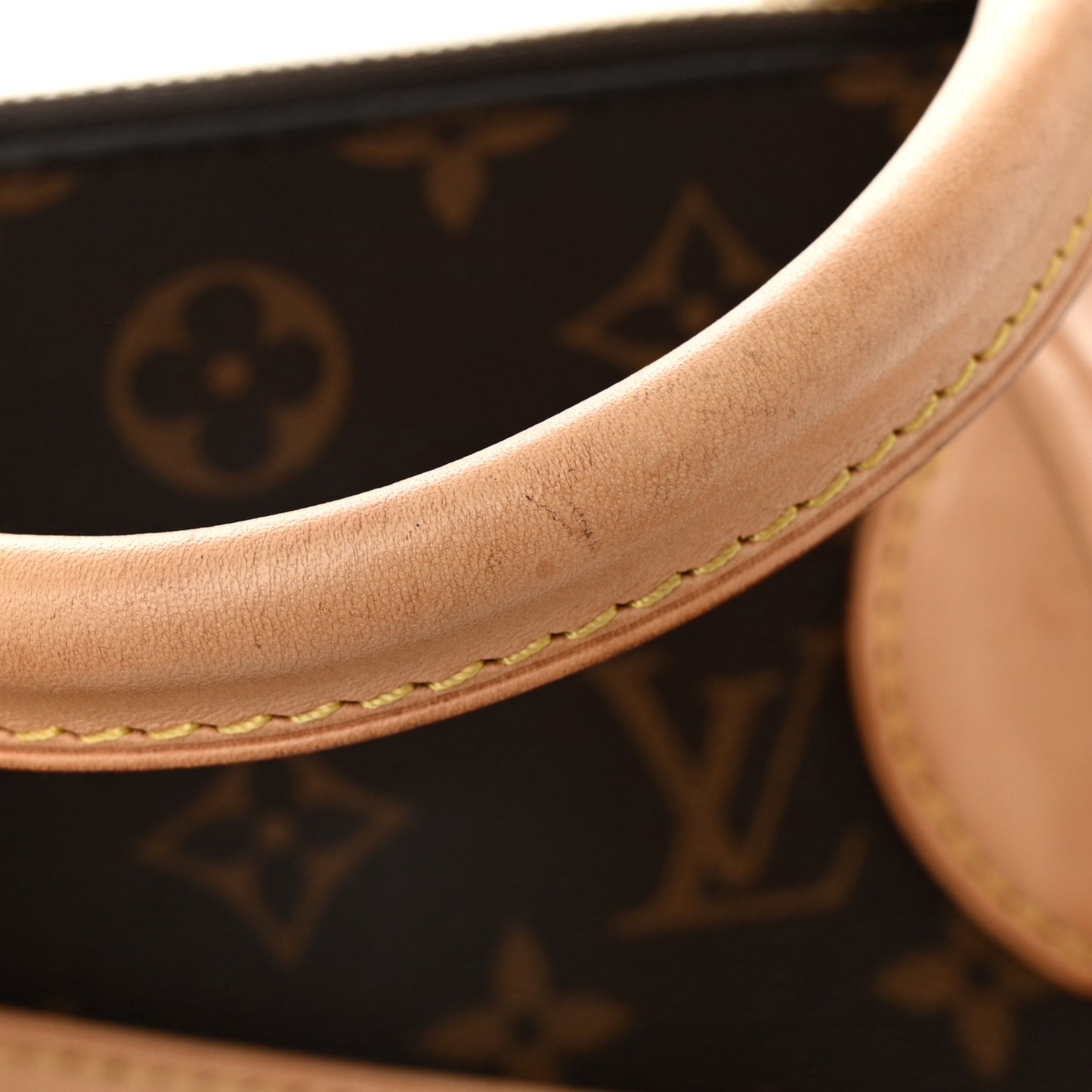 Monogram Rivoli MM