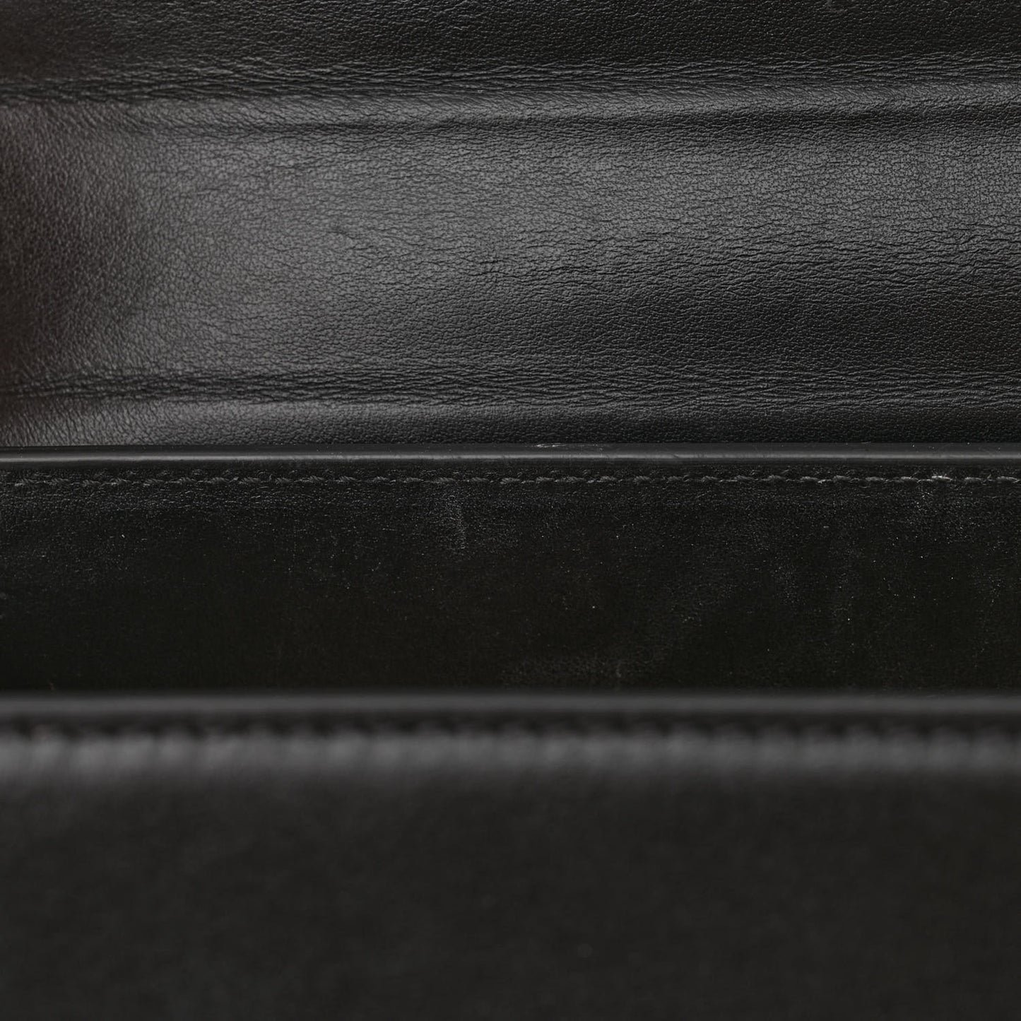 Smooth Calfskin Le Grand Chiquito Black