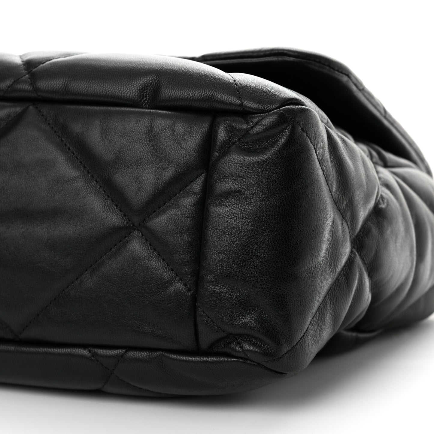 Goatskin Quilted Maxi Chanel 19 Flap Black
