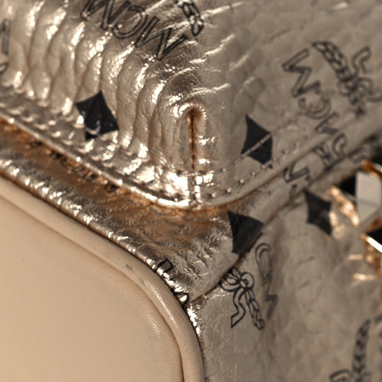 Visetos Side Stud X-Mini Stark Backpack Berlin Gold