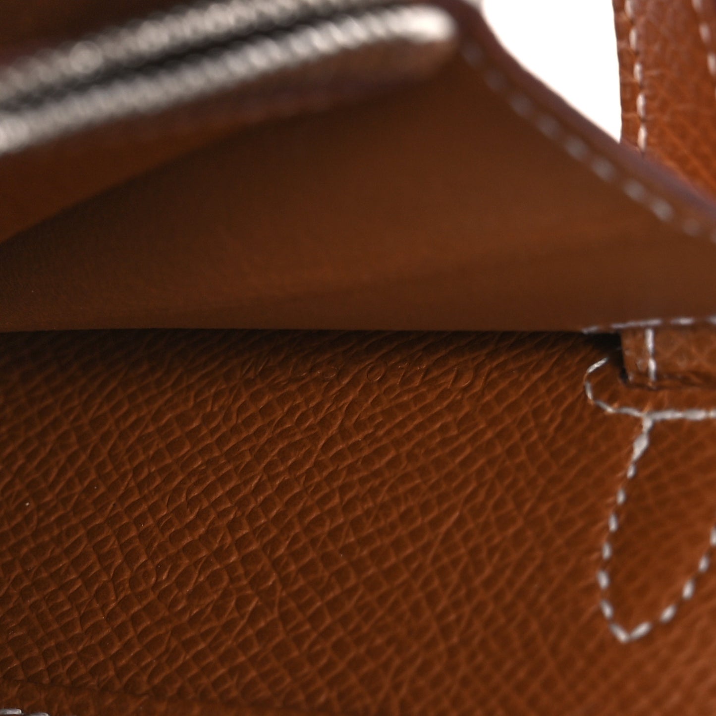 Epsom Kelly Wallet To Go Gold