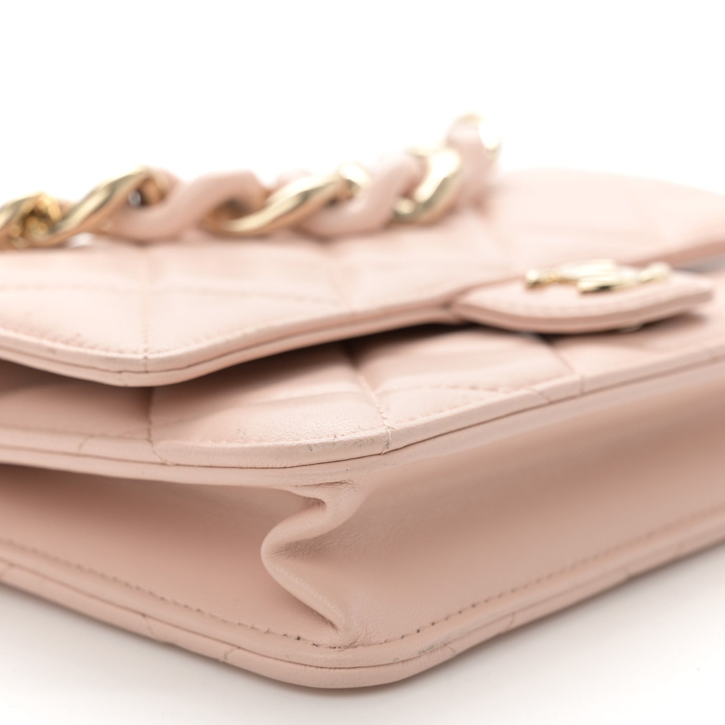 Lambskin Plexi Quilted Wallet On Chain WOC Light Beige