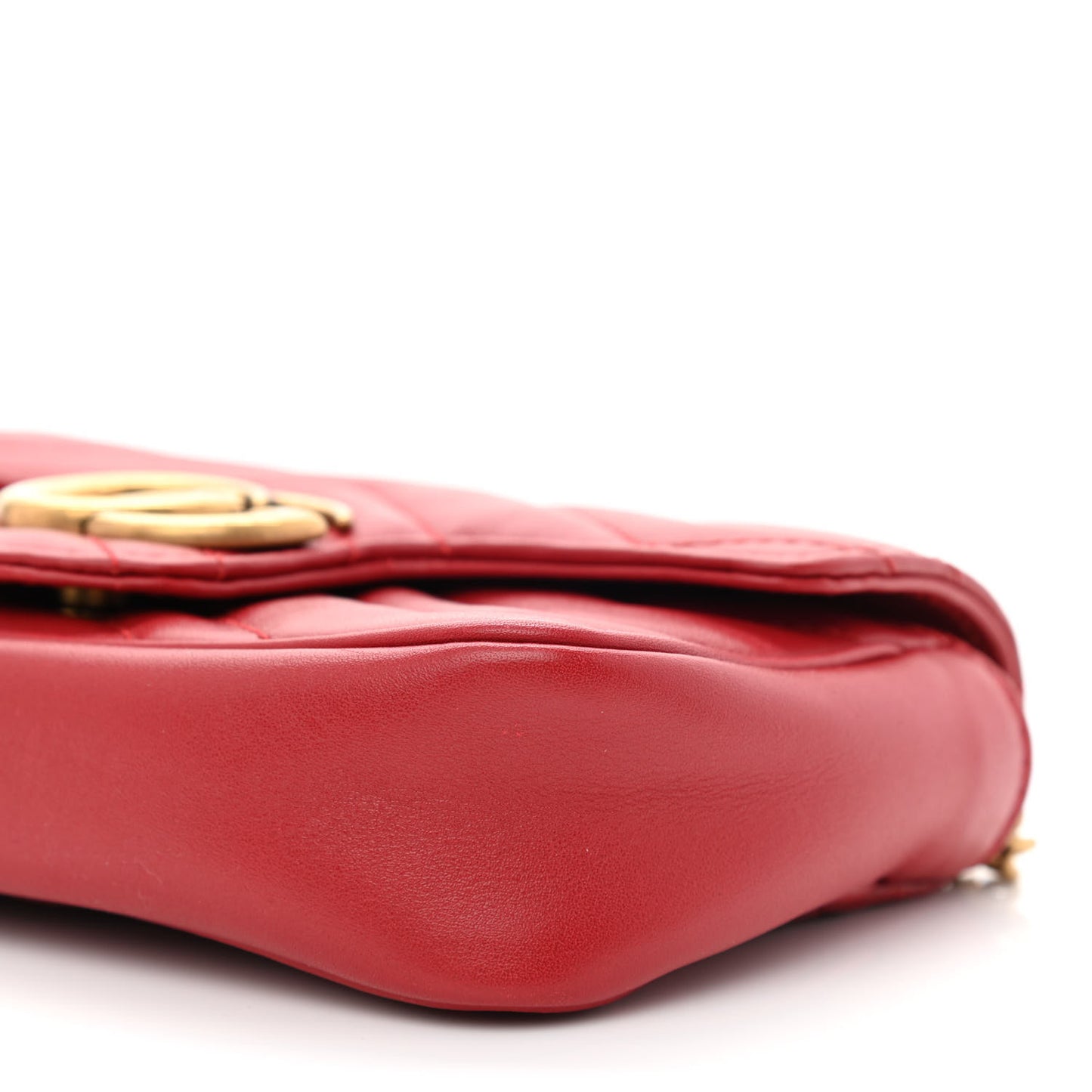 Calfskin Matelasse Super Mini GG Marmont Shoulder Bag Hibiscus Red