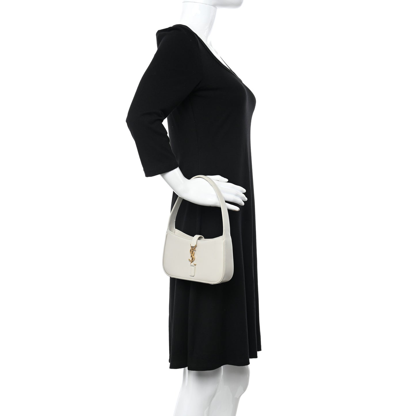 Smooth Calfskin Le 5 A 7 Mini Hobo Crema Soft