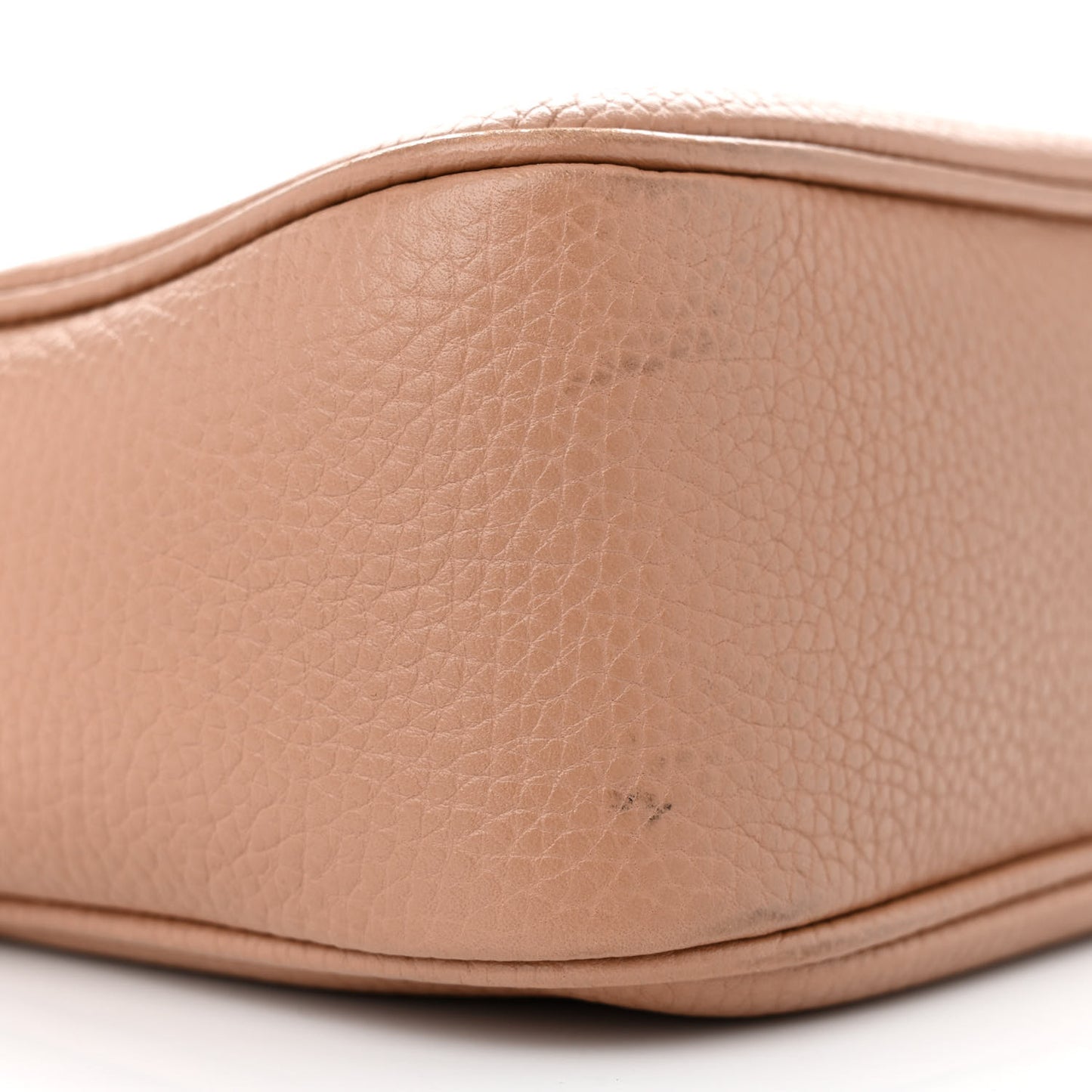 Pebbled Calfskin Small Soho Disco Bag Camelia