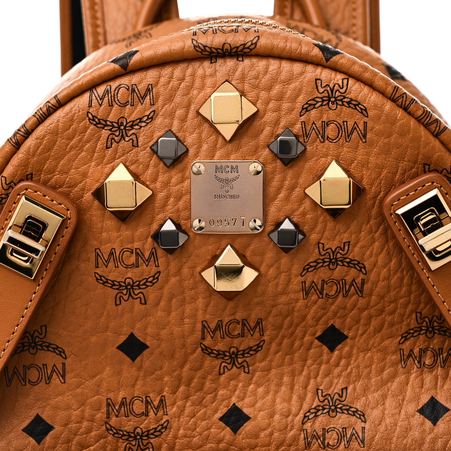 Visetos Studded Medium Dual Stark Backpack Cognac