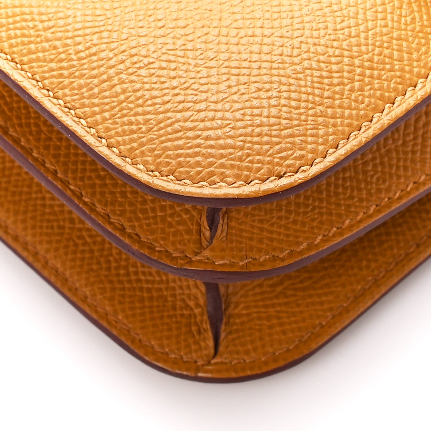 Epsom Constance 18 Sesame
