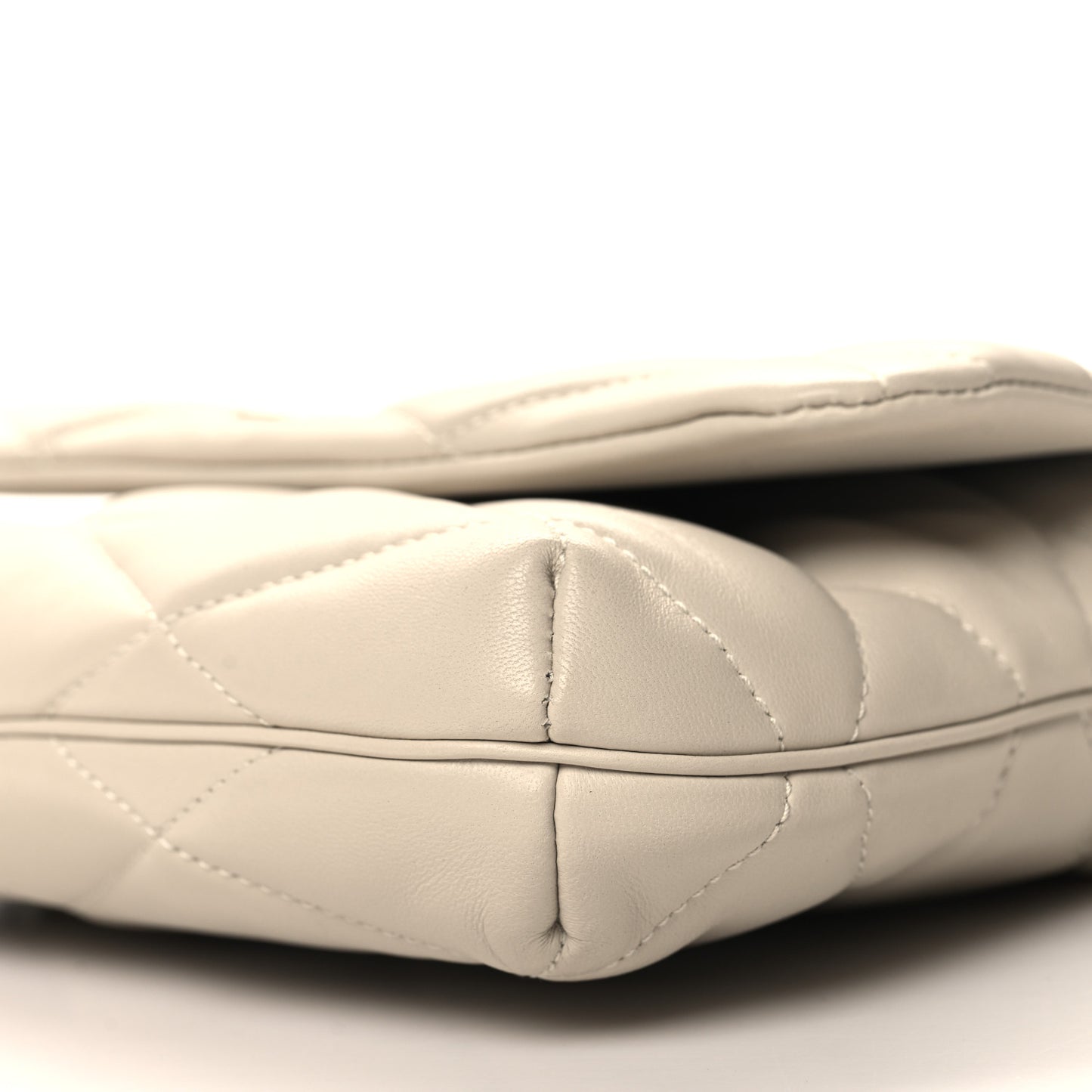 Lambskin Quilted Le 57 Diamond Shoulder Bag Crema Soft