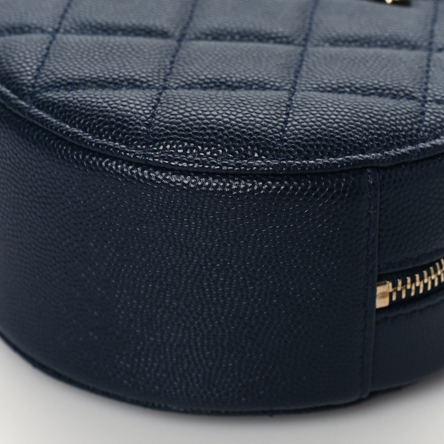 Caviar Quilted Gripoix CC Round Clutch With Chain Navy