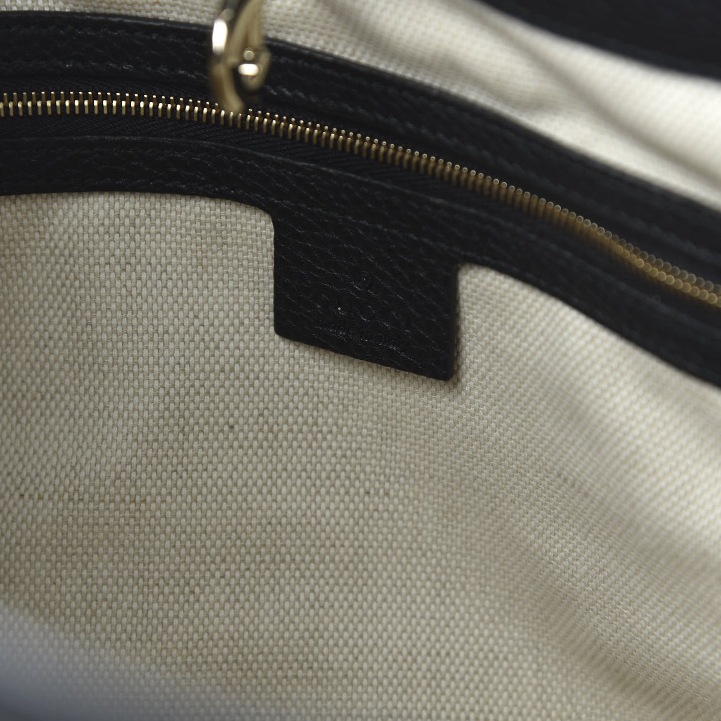 Pebbled Calfskin Medium Soho Chain Shoulder Bag Black