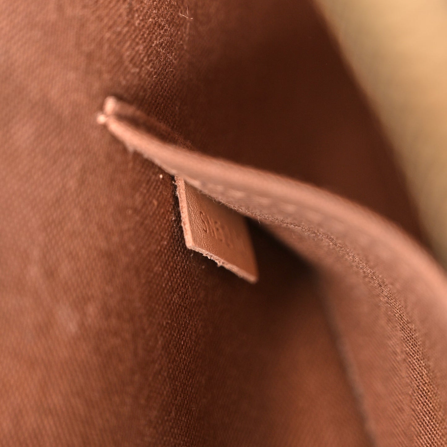 Monogram Alma BB