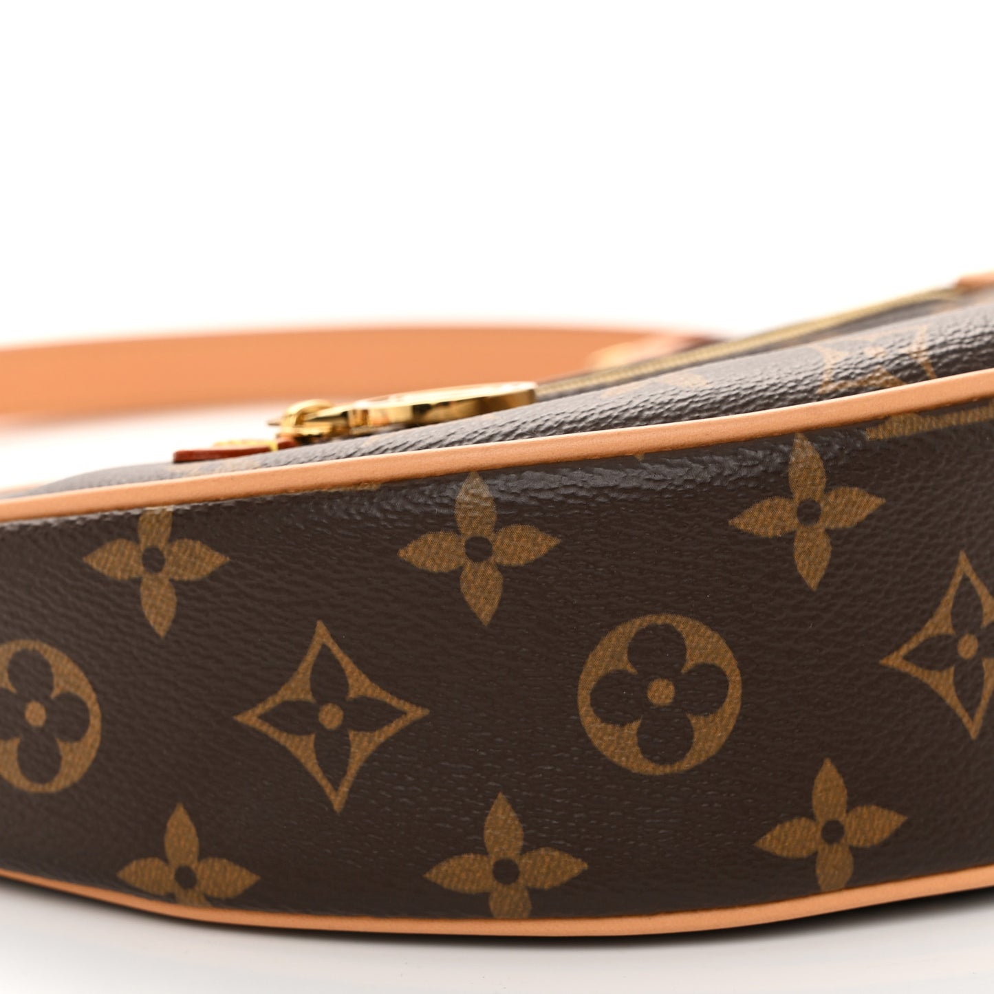 Monogram Loop