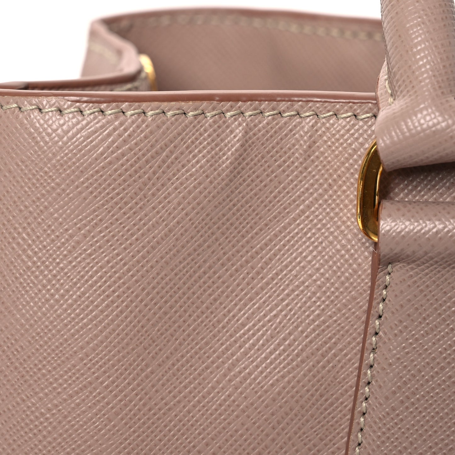 Saffiano Lux Medium Tote Cammeo