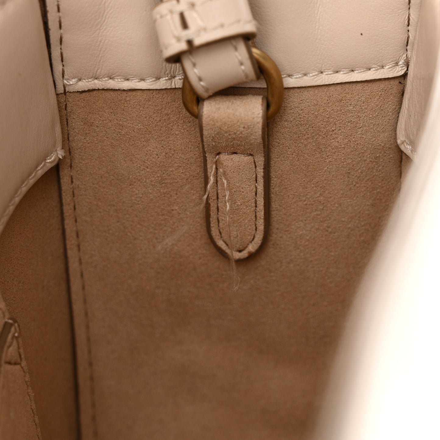Eco Alter Nappa Frayme Shoulder Bag Pure White