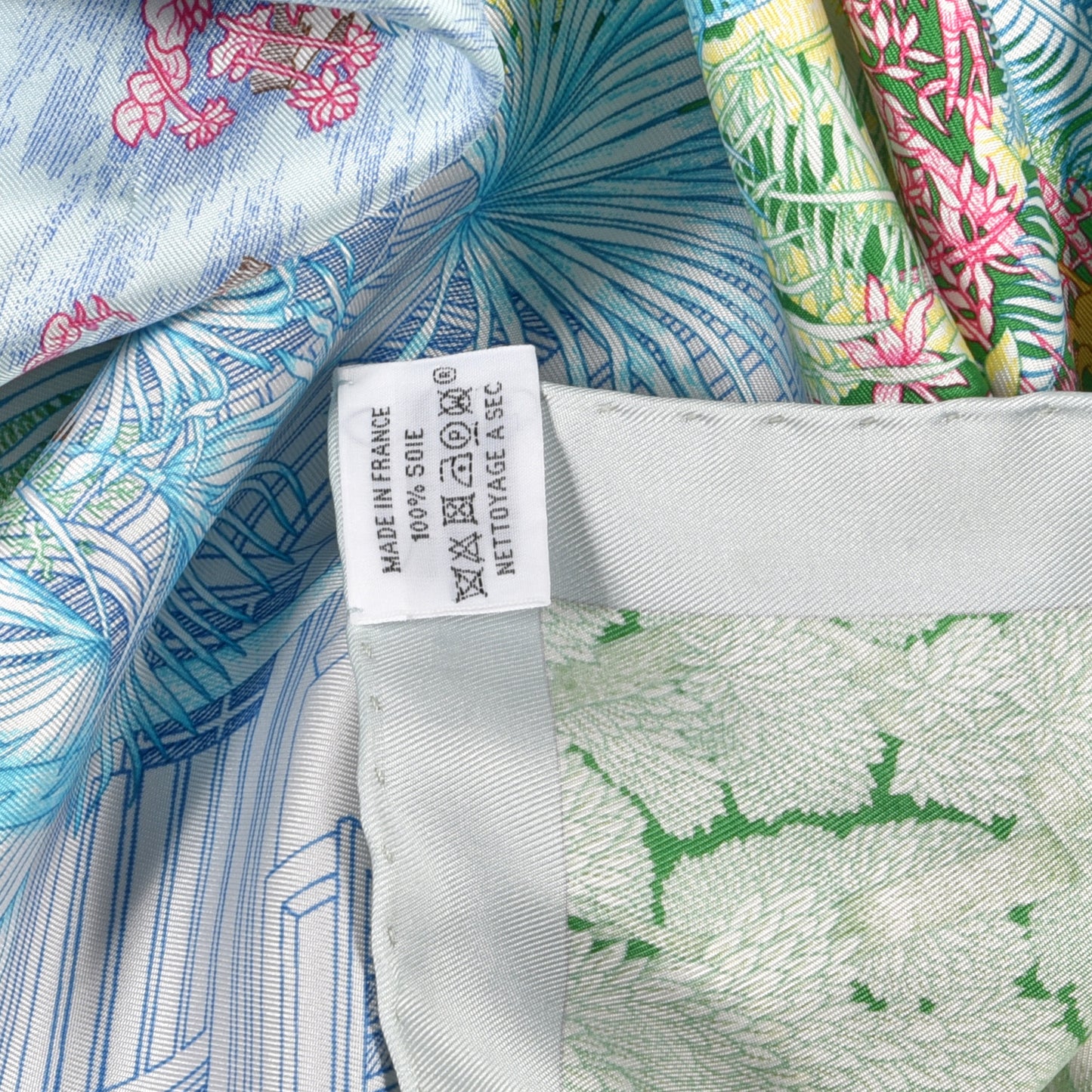 Silk Twill Faubourg Tropical Scarf 90 Bleu Vert Jaune