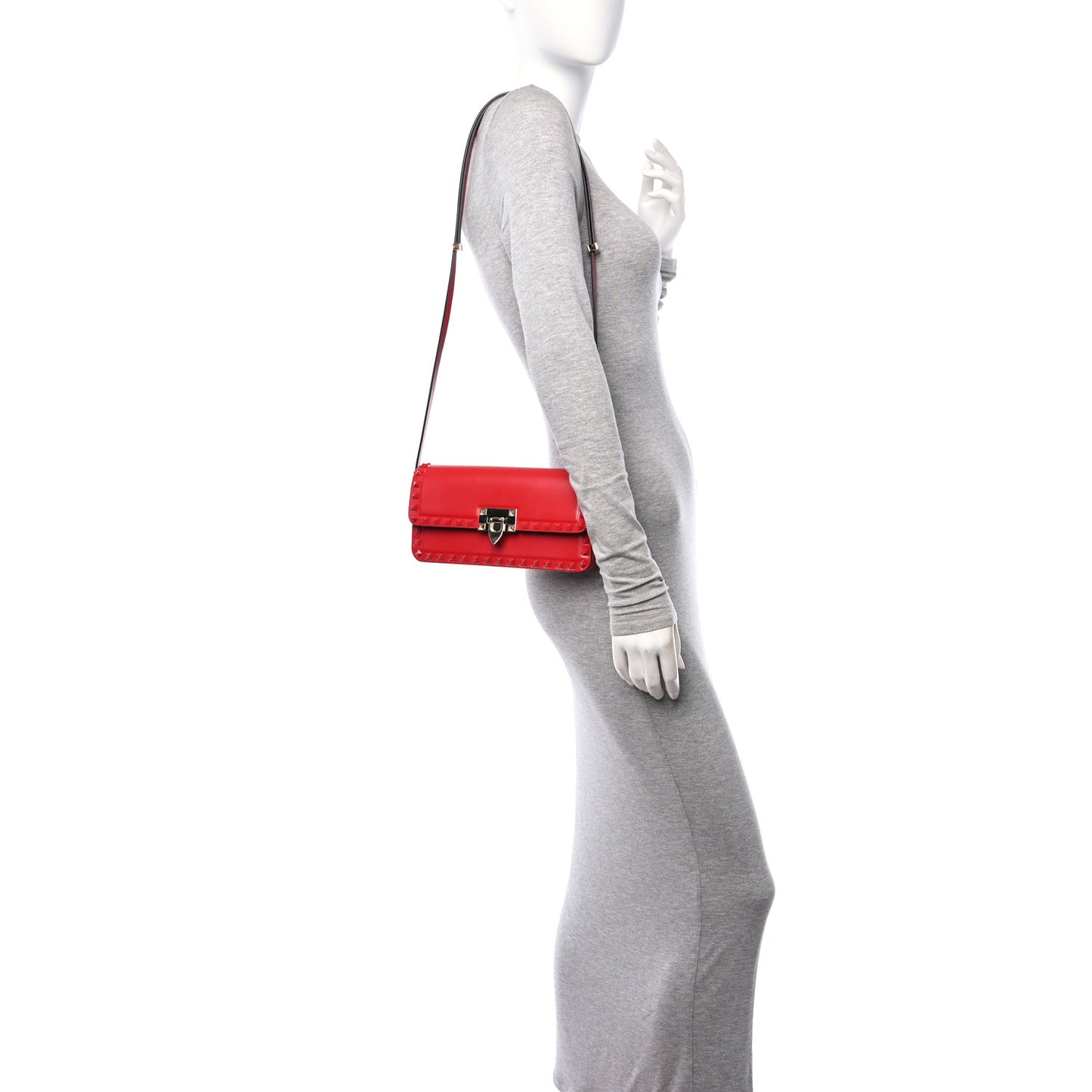 Smooth Calfskin Enamel Tonal E/W Rockstud23 Shoulder Bag Rouge Pur