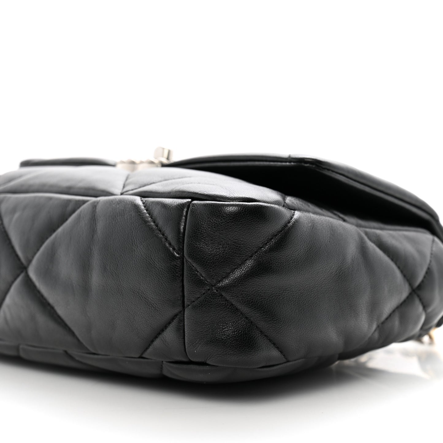 Lambskin Quilted Medium Chanel 19 Flap Black