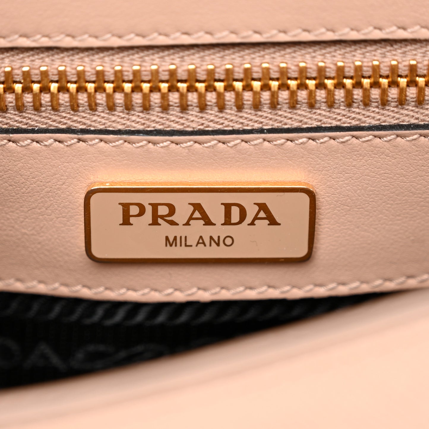 Saffiano Flap Crossbody Cammeo