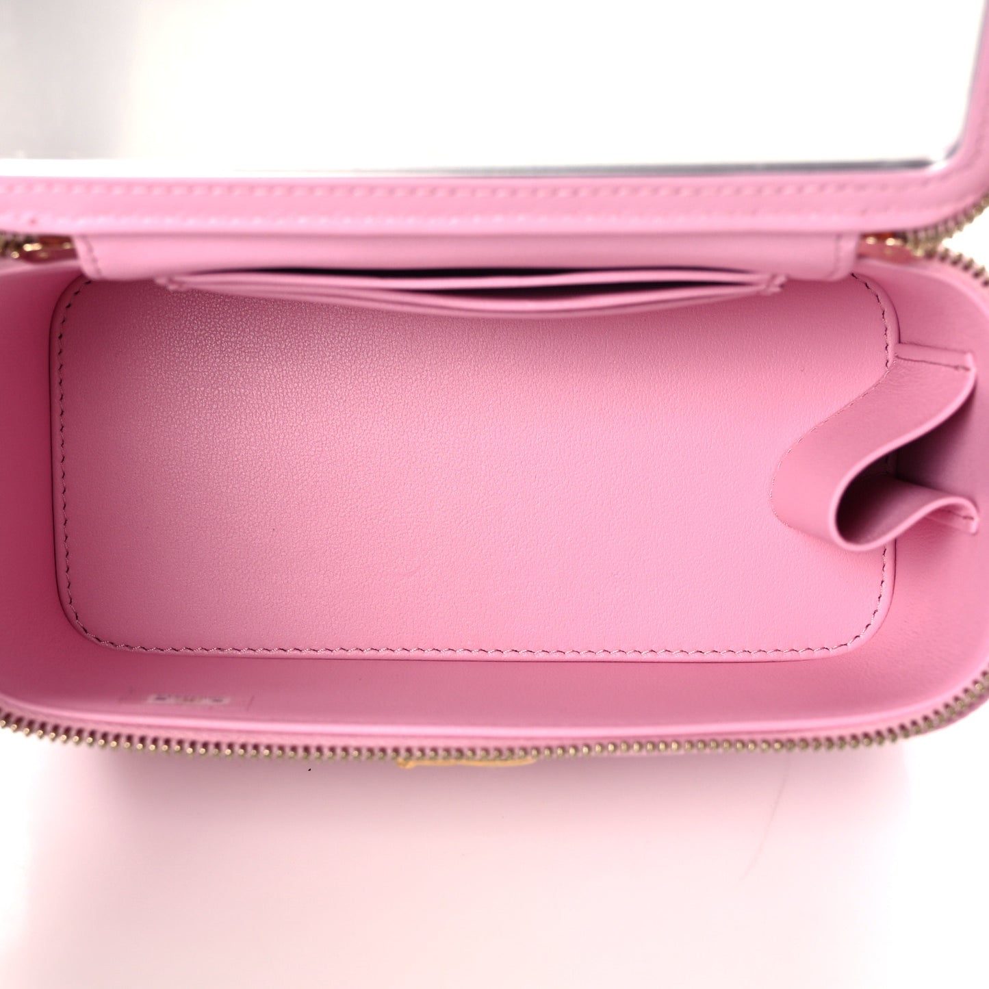 Caviar Quilted Sweetheart Vanity Case Pink