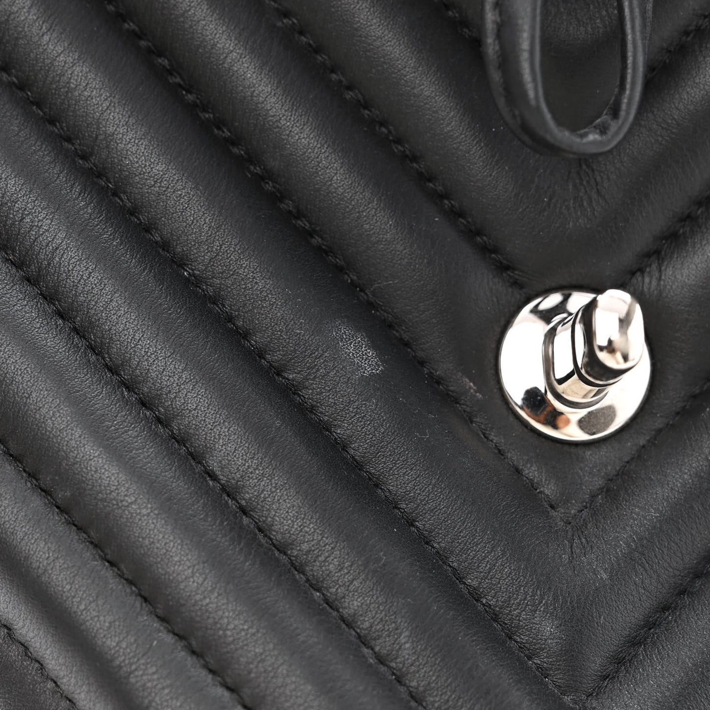 Calfskin Chevron Quilted Large Urban Spirit Backpack Black