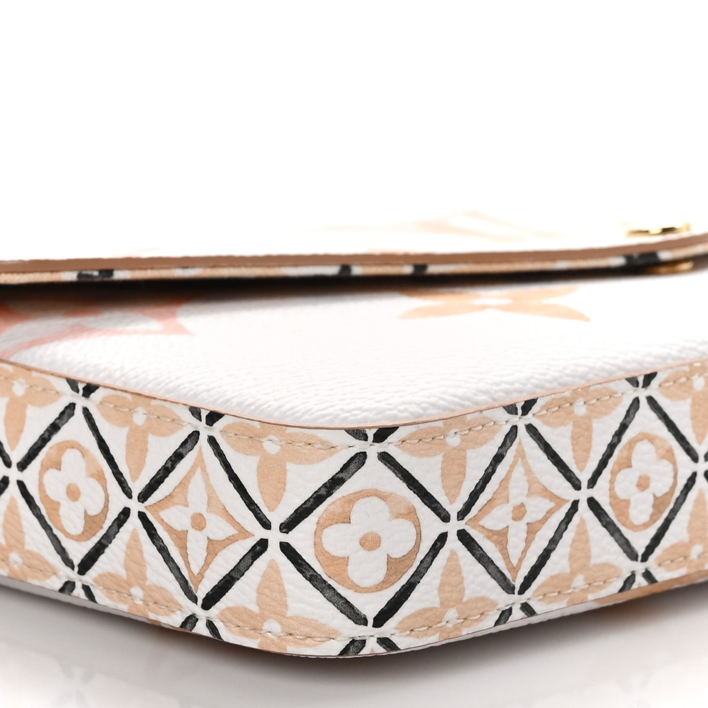 Monogram Giant By The Pool 2.0 Felicie Pochette Chain Wallet Beige
