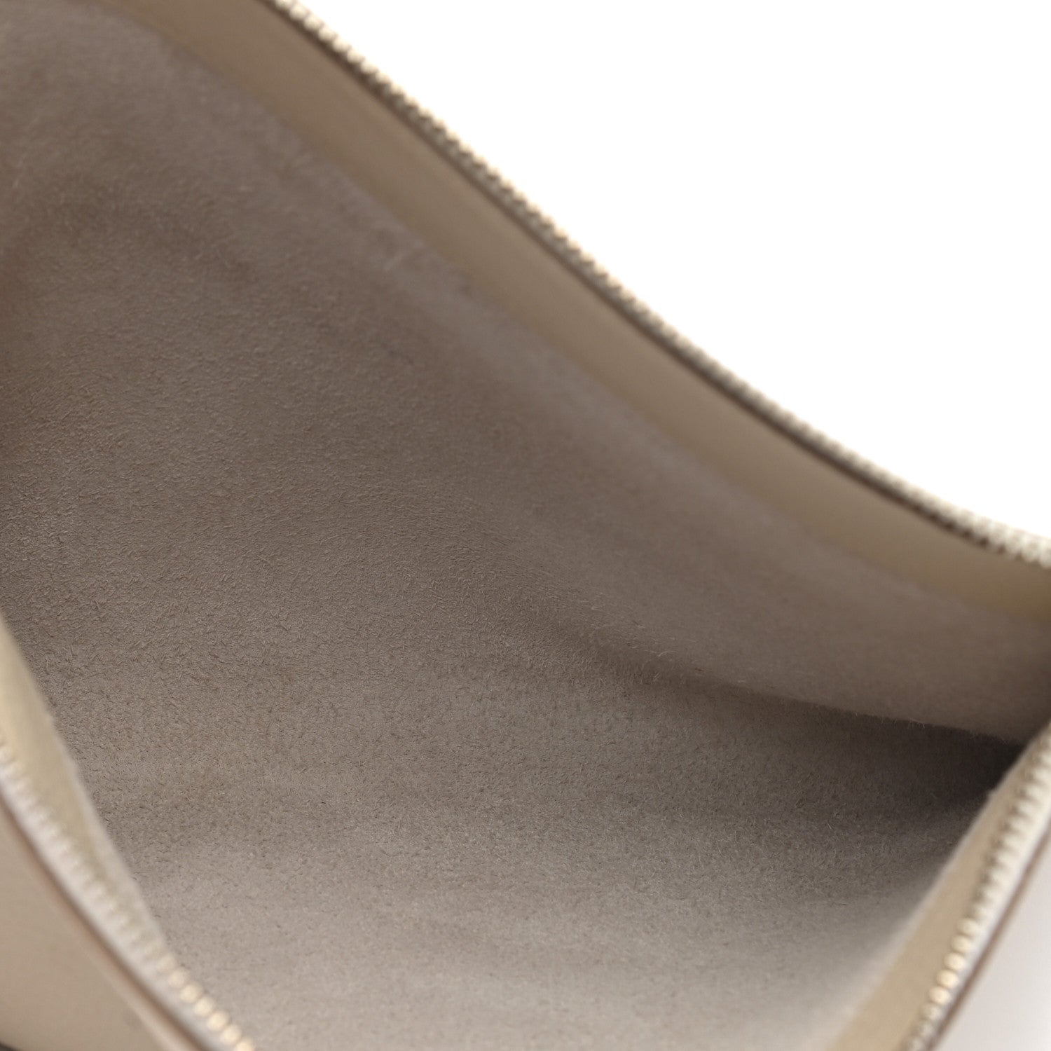 Hermes Togo Medium Bazar Pouch Craie 5 of 9
