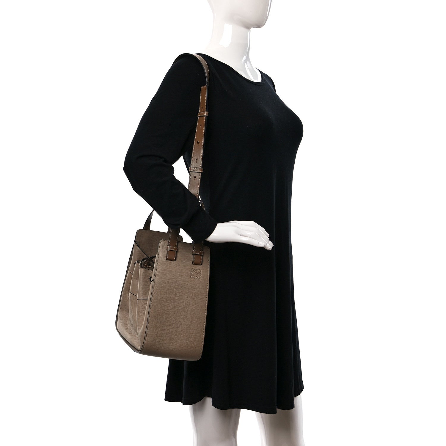 Loewe Calfskin Small Hammock Shoulder Bag Sand Mink 2 of 9