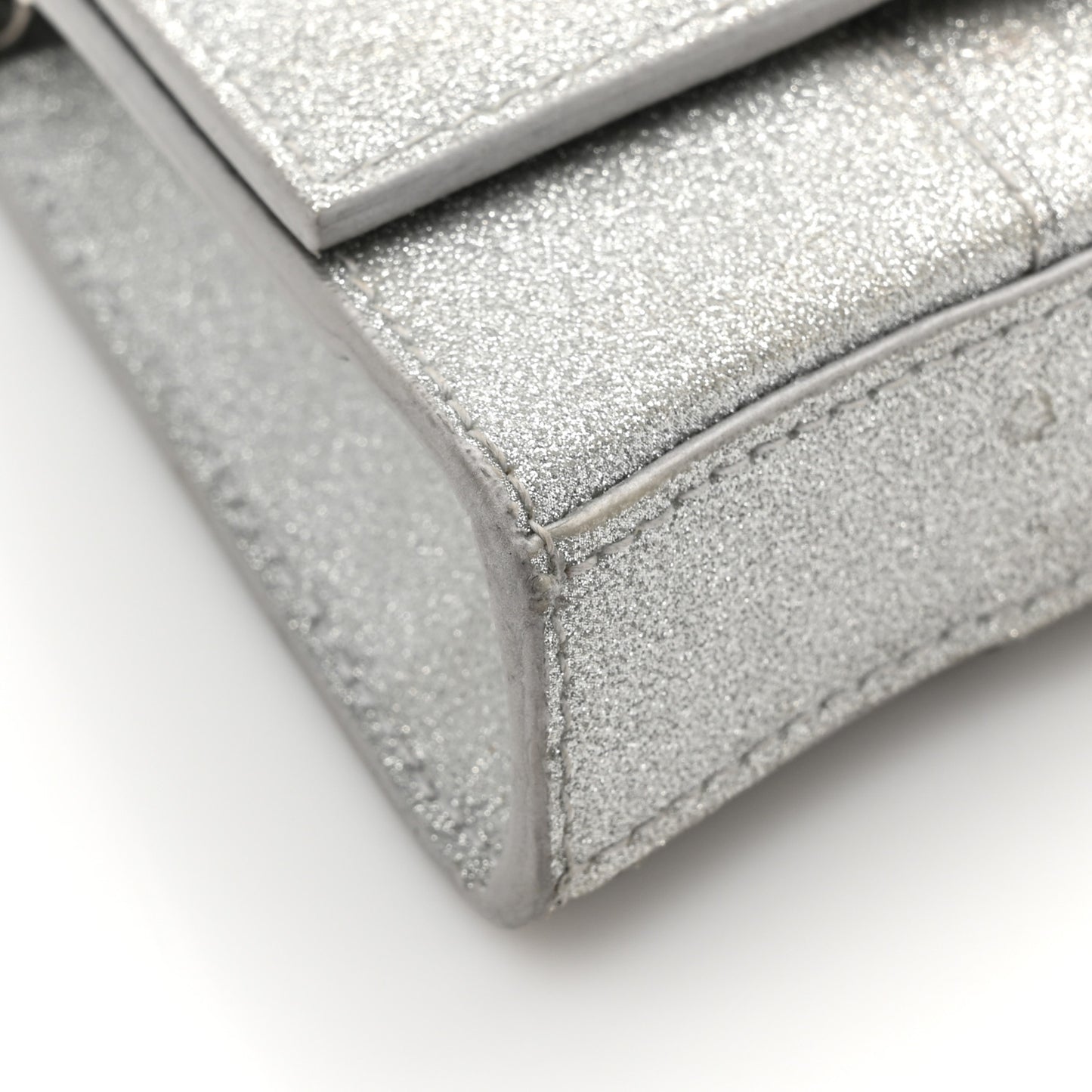 Sparkling Fabric XS Hourglass Wallet On Chain Silver