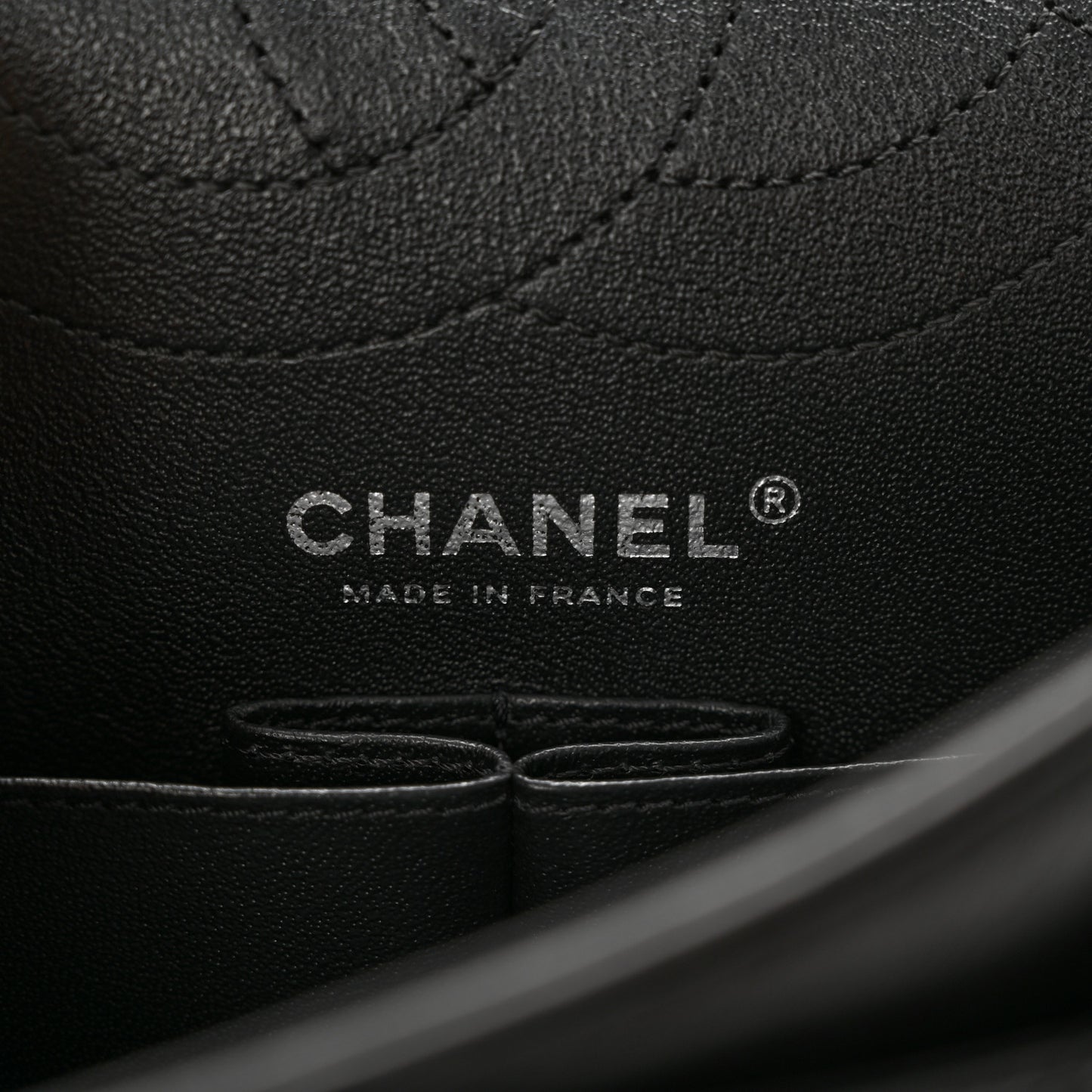 Aged Calfskin Chevron Quilted 2.55 Reissue 225 Flap So Black