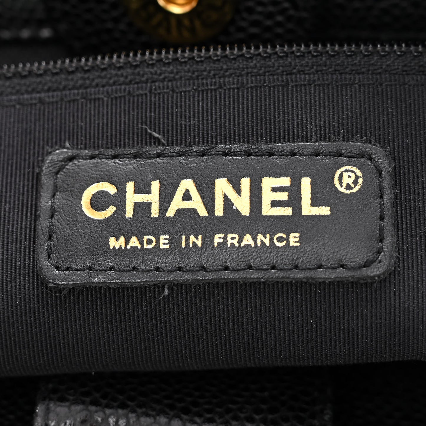 Caviar Quilted Petit Shopping Tote PST Black