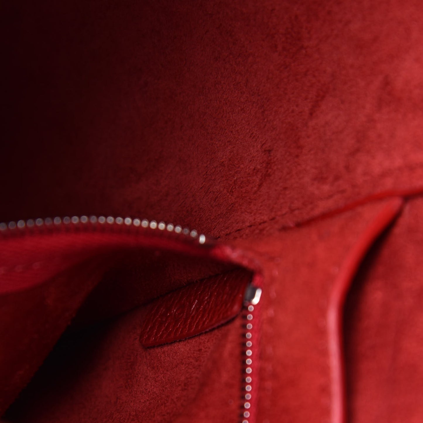 Soft Grained Calfskin Small Sangle Bucket Bag Red