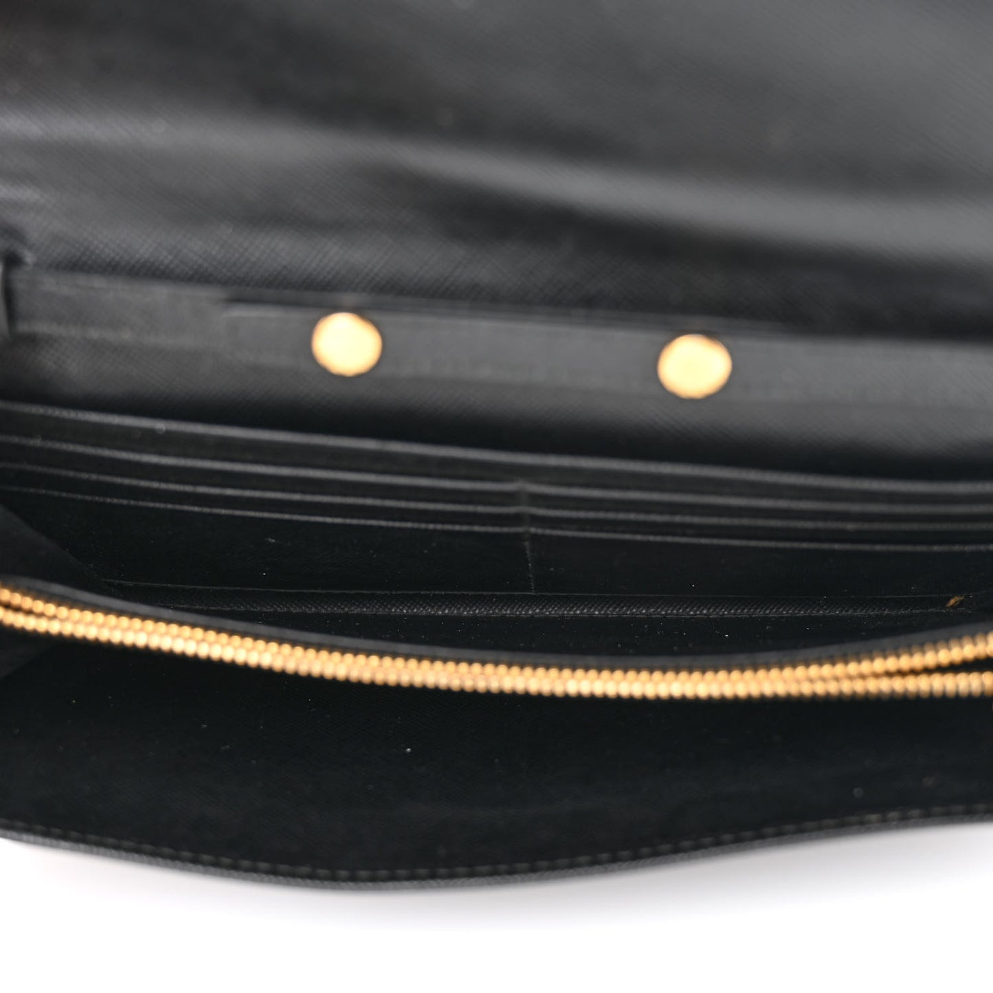 Saffiano Metal Oro Chain Wallet Black