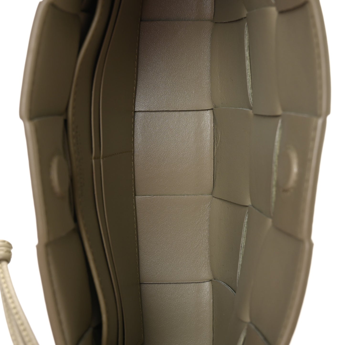 Calfskin Maxi Intrecciato Cassette Pouch On Strap Travertine