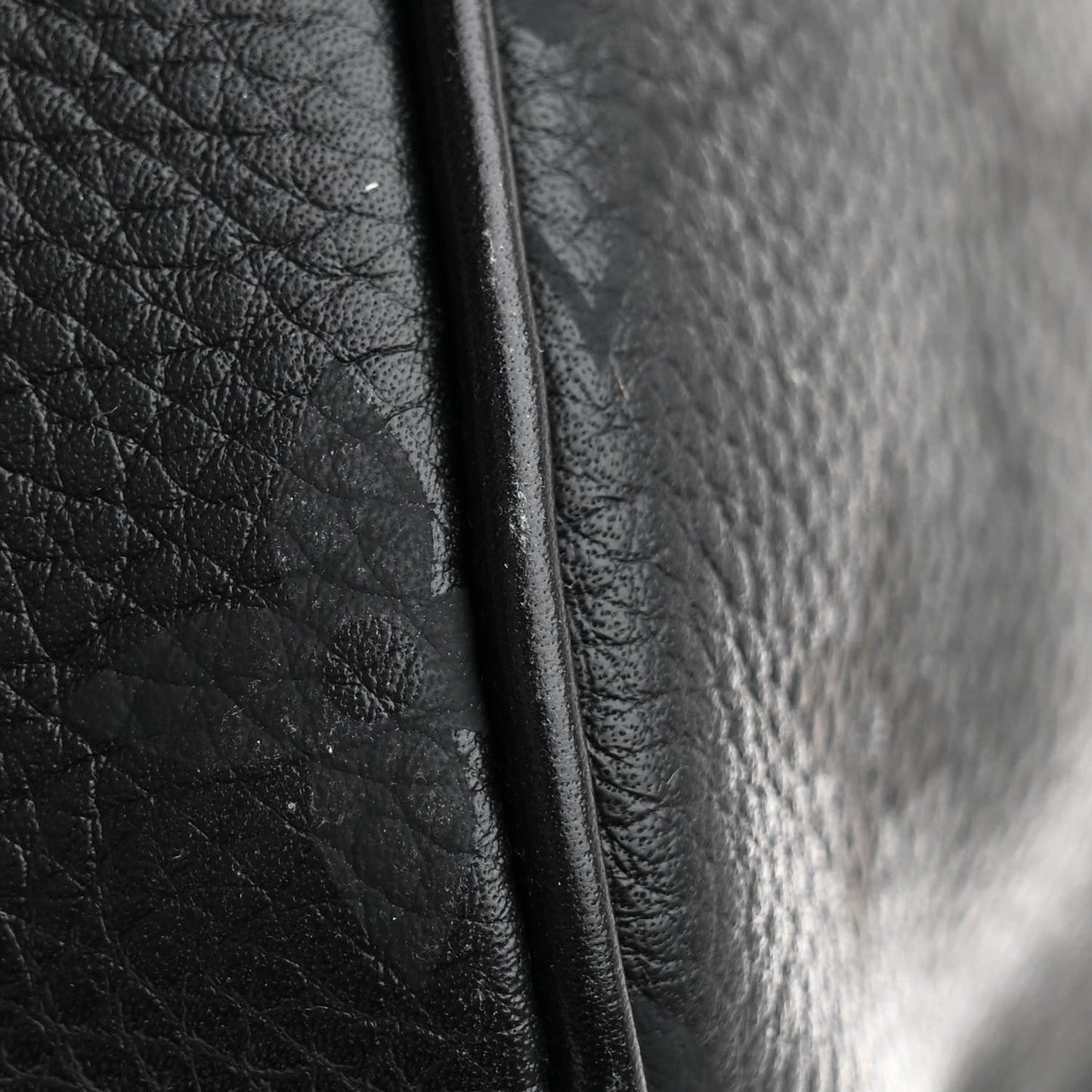 Calfskin Monogram Speedy P9 Bandouliere 30 Ultra Black