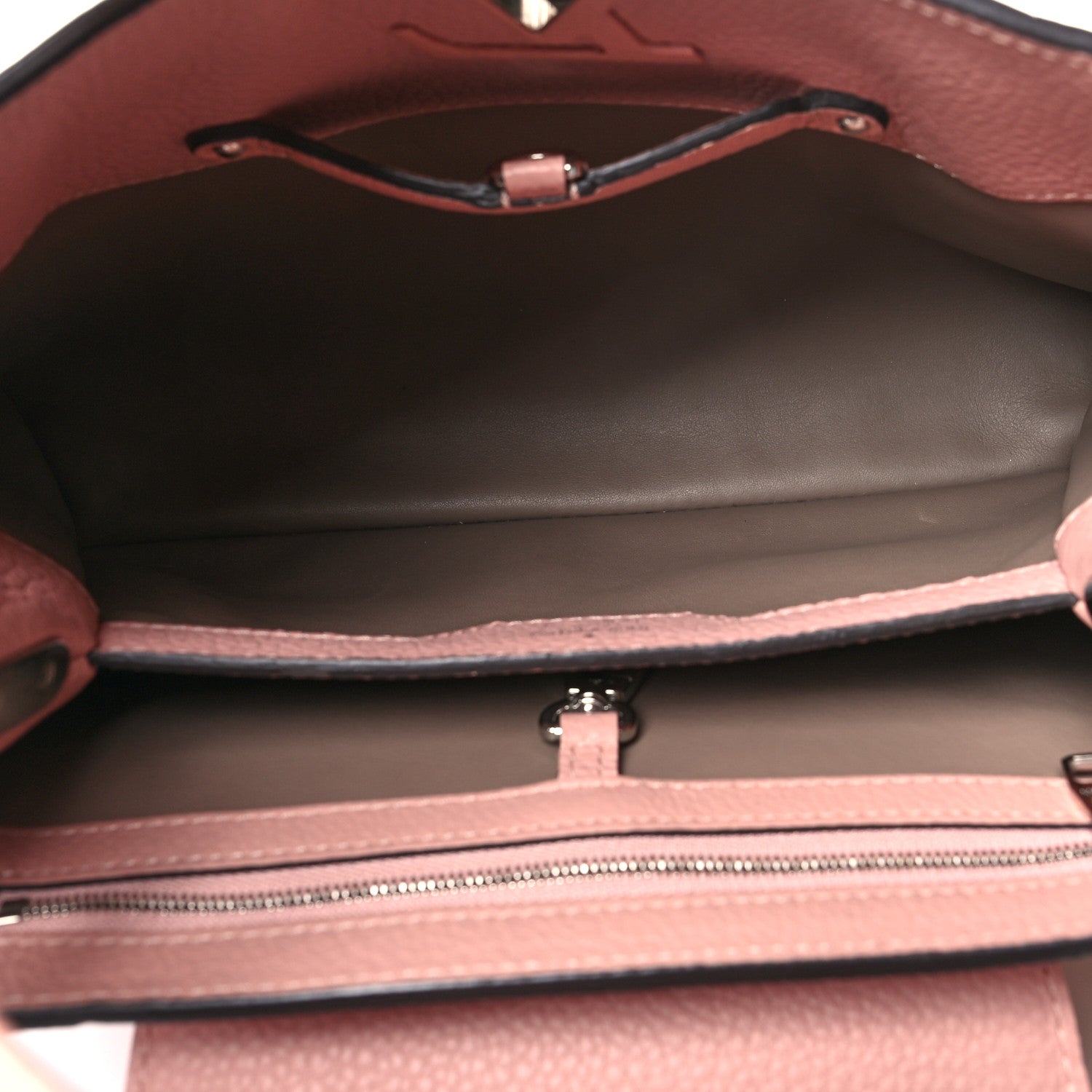 Louis Vuitton Taurillon Capucines PM Magnolia 5 of 12