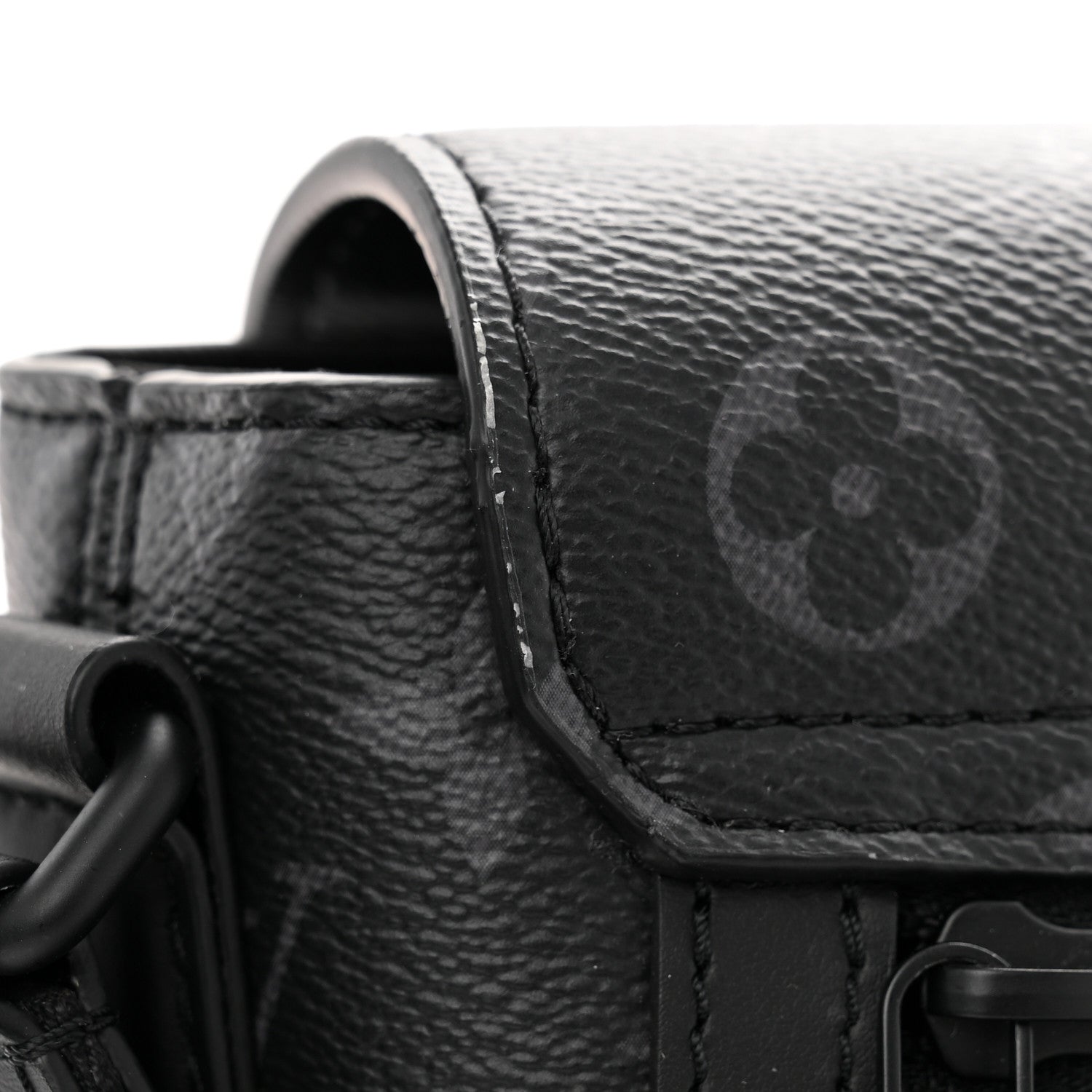 Louis Vuitton Monogram Eclipse S-Cape Messenger 13 of 14